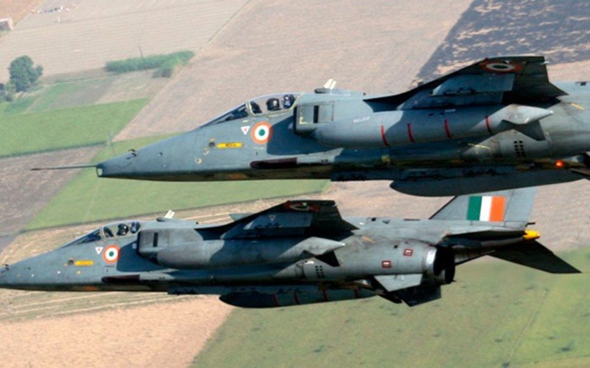 Pakistan ordusu Hindistanın üçüncü qırıcısını vurub