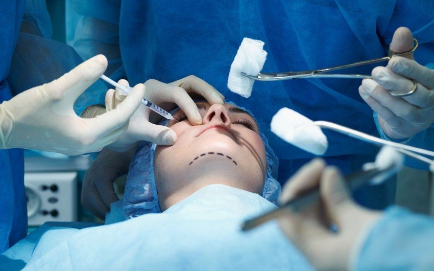 Fəaliyyətinə icazə verilən plastik cərrahlar burada işləyəcək