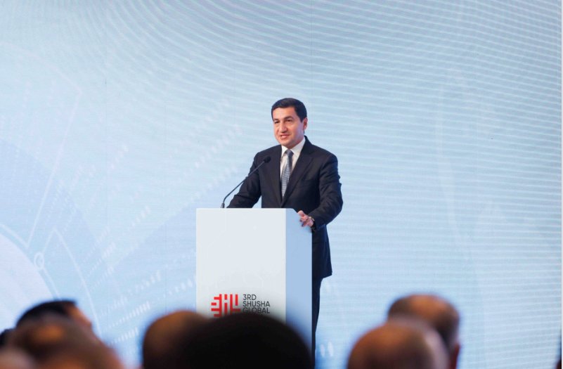 Hikmət Hacıyev: "Azərbaycan və Ermənistan liderlərinin Əbu-Dabidəki danışıqları konstruktiv keçib"