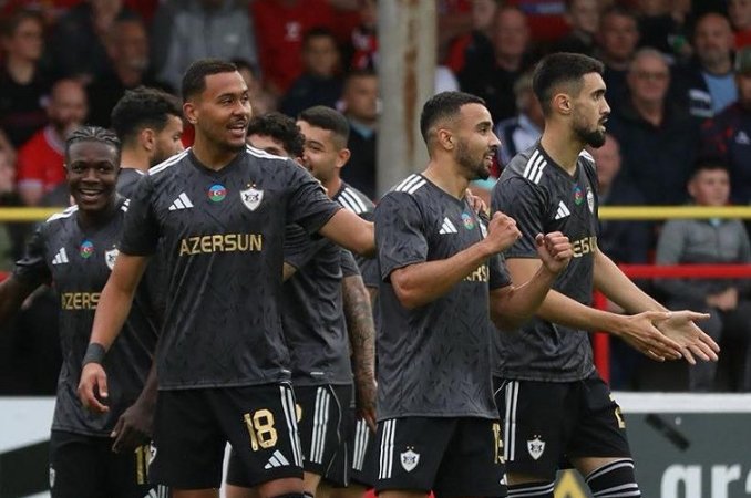 "Qarabağ" səfərdə "Şelburn"a böyük hesabla qalib gəlib