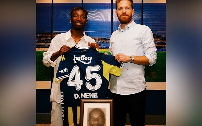 "Fənərbağça" yeni transferini açıqlayıb