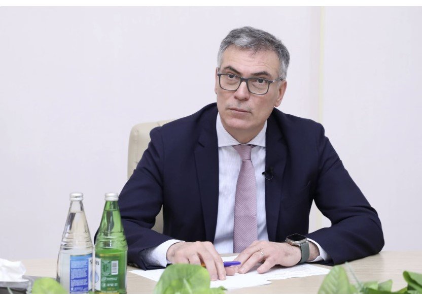 “Azəriqaz”ın rəhbərinin səhhətində problemlər yaranıb, vəziyyəti ağırdır