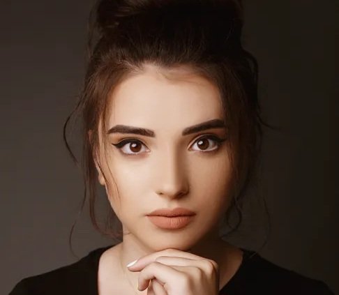 Məşhur müğənni zəhərləndi, xəstəxanaya yerləşdirildi