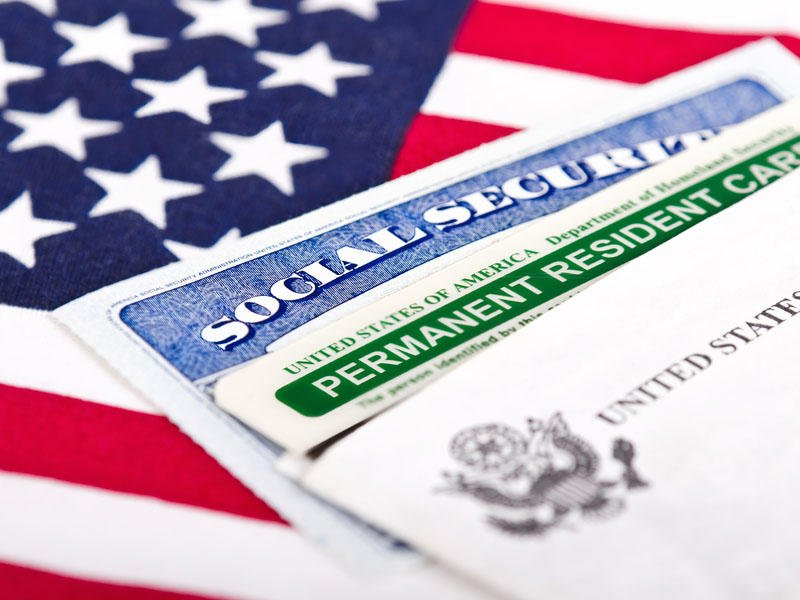 ABŞ "Green Card" lotereyasını müvəqqəti dayandıracaq