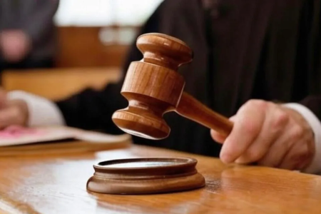 500 minlik dələduzluq. Evini satıb pulu yedi, üstəlik özünü də tutdurdu