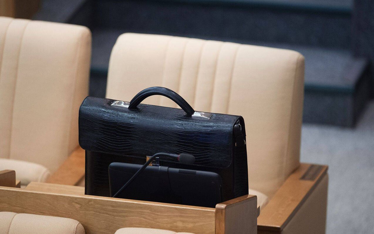 Naxçıvanda yüksəkvəzifəli məmur işdən çıxarıldı