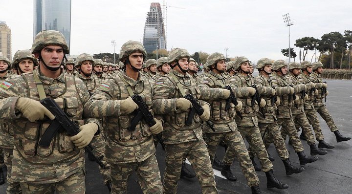 Bu məzunlar orduda birbaşa leytenant kimi xidmət edəcək