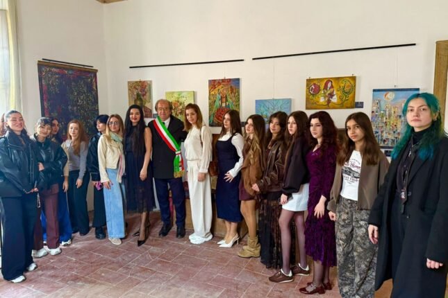 Gənc rəssamlarımız İtaliyada- Fotolar